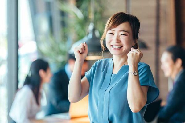 2023年留學生轉職工作人數創新高，專門學校畢業生占近四成